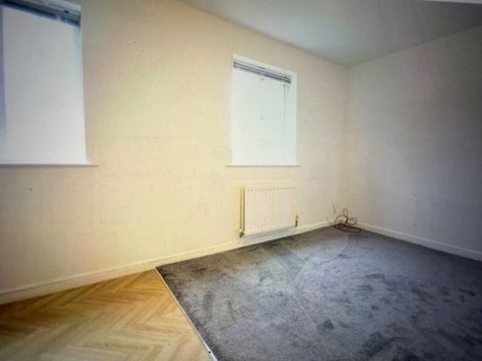 4 Bed Terraced House, Saddlecote Close, M8 - Photo 1