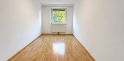 Großzügige 4-Zimmer-Wohnung auf rund 103 m² - Photo 2