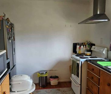 3 Bedroom Home, Highland Park - Photo 5