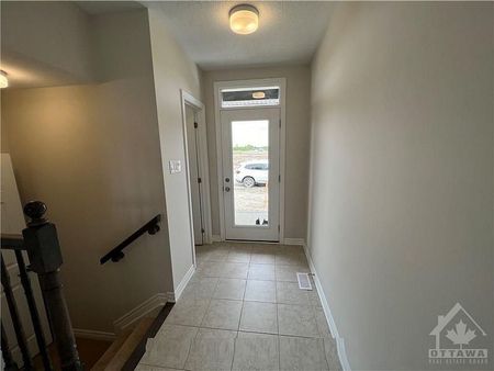 For Lease - 540 CULDAFF Road, Stittsville - Munster - Richmond, Ontario - Photo 5