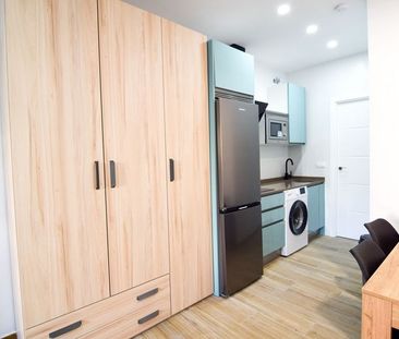 Alquiler de piso en Calle Agustín Montes Fuentes s/n - Photo 4