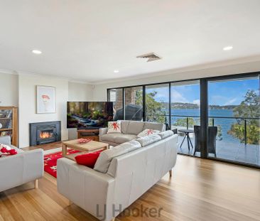 ABSOLUTE WATERFRONT - Photo 3