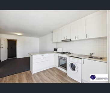 33 Kathleen Av, Maylands, WA 6051 - Photo 1