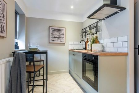 Studio to rent - Photo 5