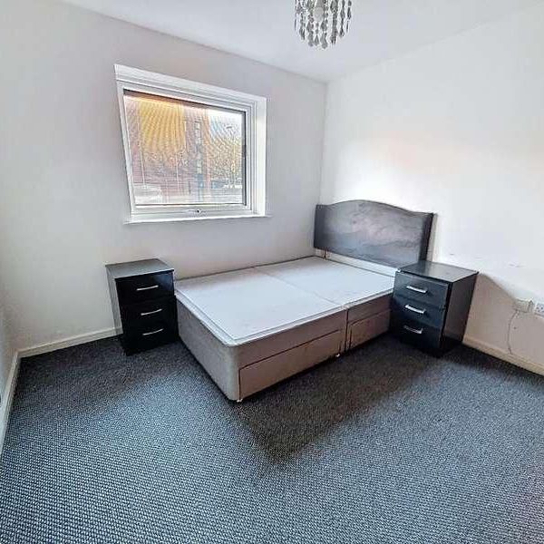 Penstock Drive, Stoke-on-trent Hanley, Stg, ST4 - Photo 1