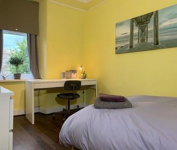 3 bedroom maisonette to rent - Photo 4