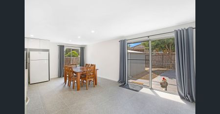 ALL BILLS INCLUDED.. - Photo 3