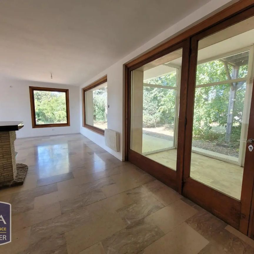 Appartement à louer 3 pièces 117.5m² - Photo 1