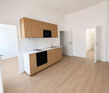 Location Appartement 2 pièces 32m² LILLE 59000 - Photo 2