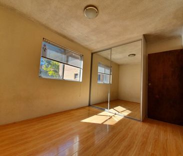 Convenient Living in Great Location! - Photo 3