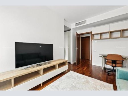 Baneasa 3 camere 125mp, prima contractare - Photo 3