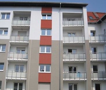 Renovierte 3 - Zimmer Wohnung mit Balkon und Einbauküche in attrakt... - Photo 3