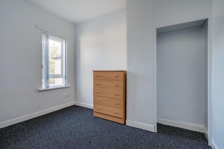 23 Lisburn Avenue, Belfast, BT9 7FX - Photo 2