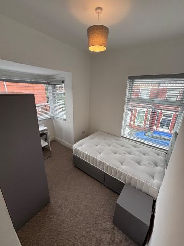 4 Bed Terraced House, Worthing Street, M14 - Photo 4