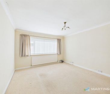 3 bedroom detached bungalow to rent - Photo 3