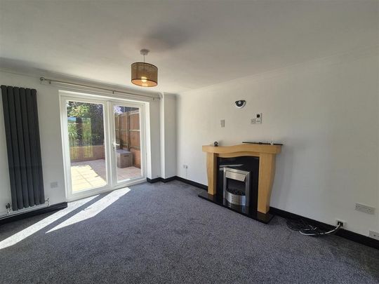 3 bedroom townhouse to rent - Photo 1