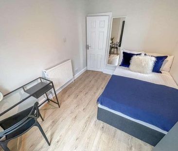 Halsbury Road, L6 - Photo 5