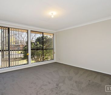 17 Andrew Town Place, Richmond NSW 2753 - House For Rent | Domain - Photo 3