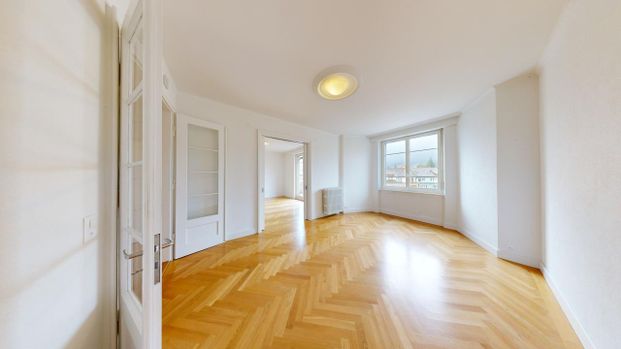 Hochwertige Altbauwohnung - Ihre neue Wohlfühloase im Enge-Quartier! - Photo 1