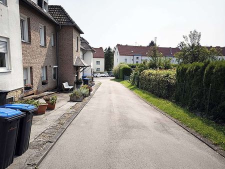 Schöne 2-Zimmer-Dachgeschosswohnung mit Garten in Stolberg Büsbach - Photo 4