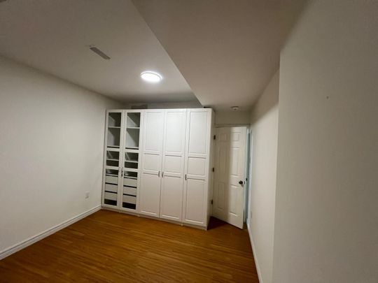For Lease - 17 Barre Drive, Barrie, Ontario - Photo 1