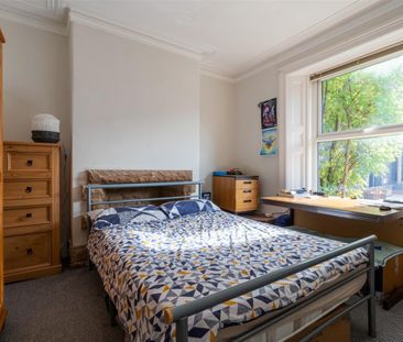 12 Ashdell Road, Broomhill - Photo 2
