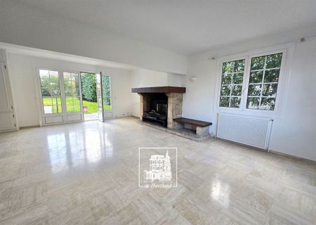 Tout savoir sur cette maison à Chambourcy - Photo 2