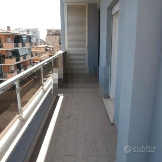 LADISPOLi TRILOCALE ARREDATO CON BALCONE - Photo 1