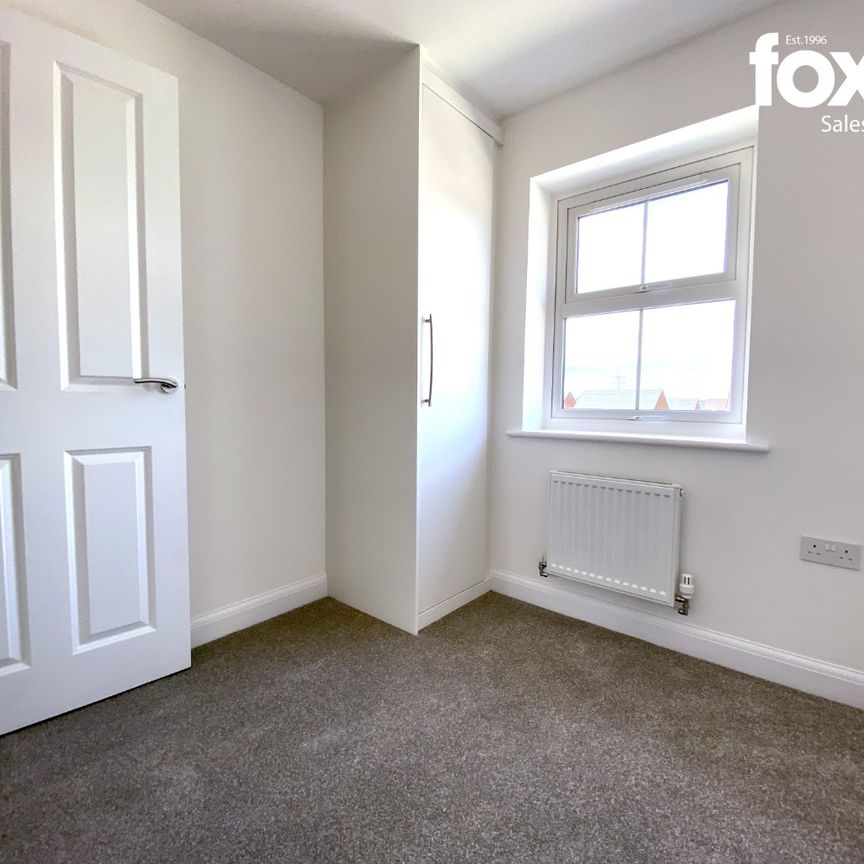 3 bed semi-detached house to rent in Beaumaris Road, Bournemouth, BH11 - Photo 1