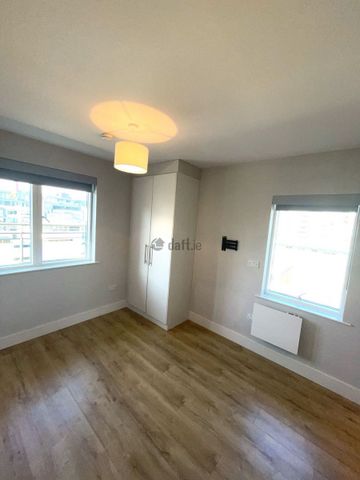 Apartment to rent in Dublin, Grand Canal Dock - Photo 4