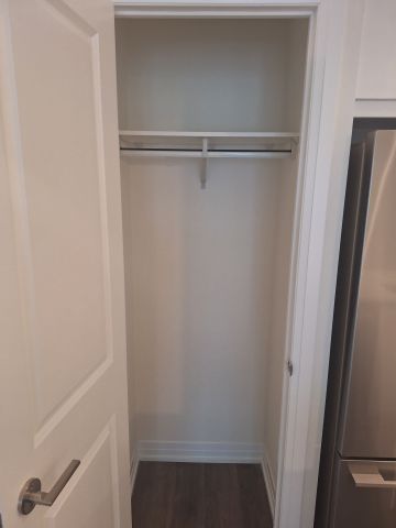 For Lease - 15 Watergarden Drive Unit# 905, Mississauga, Ontario - Photo 3