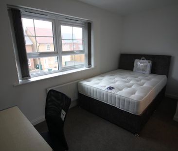 2 bedroom flat to rent - Photo 6