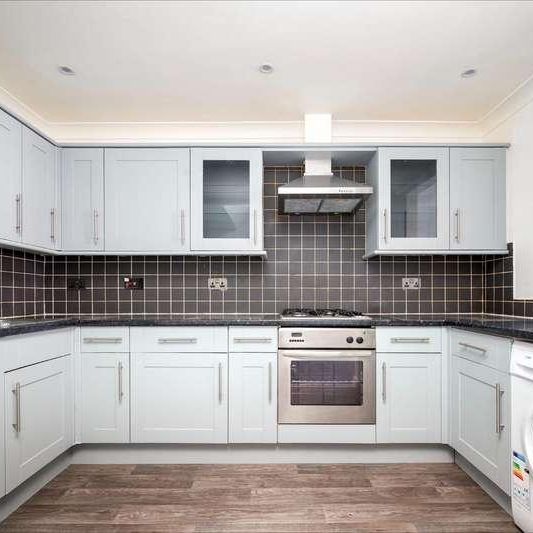 Princes Avenue, Finchley, N3 - Photo 1