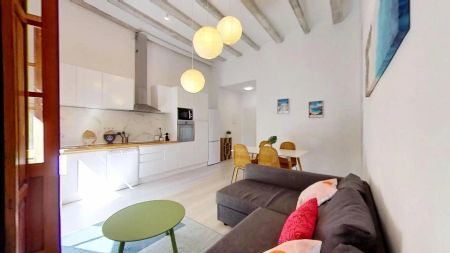 Apartamento de alquiler en Calle Serranos, 20, La Seu - Photo 2