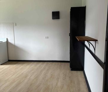 3 Bedroom Semi - Photo 2