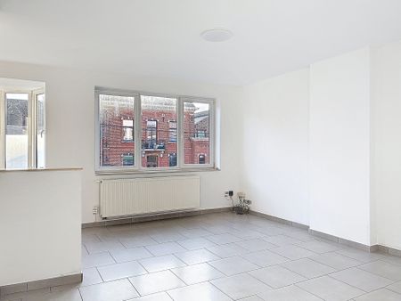 Appartement met twee slaapkamers in La Louvière - Photo 3