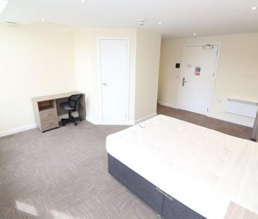 Studio to rent - Photo 4