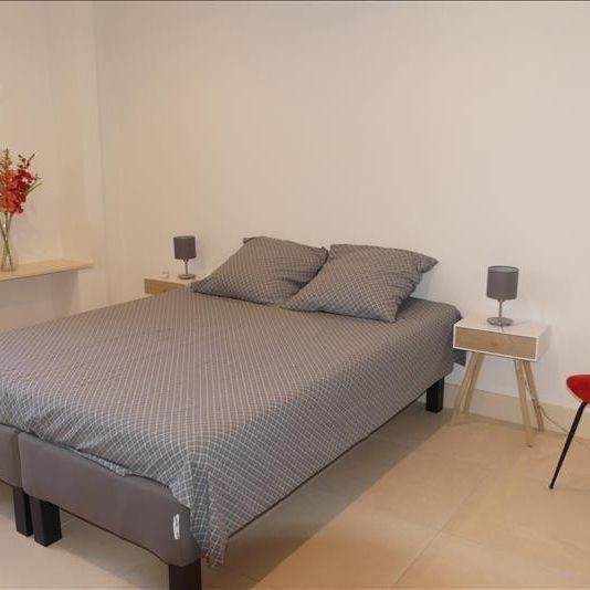 Location Appartement 3 pièces 70m² - Photo 1