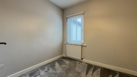 3 Bedroom House - Photo 3