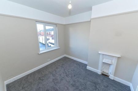 14 Strandburn Drive, Belfast, BT4 1NA - Photo 2