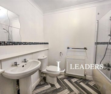1 bedroom in a house share to rent - Photo 5