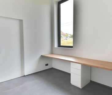 Villa te huur in Duisburg voor € 3.450 met 4 slaapkamers - Photo 4
