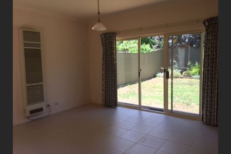 Hidden gem tucked away in a quiet spot! - Photo 3