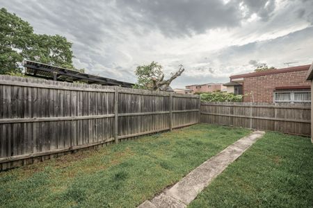 75 Duntroon Street, Hurlstone Park NSW 2193 - House For Rent | Domain - Photo 2