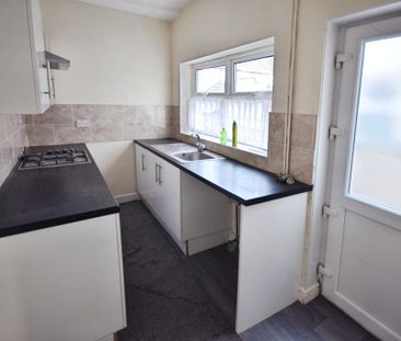 2 bedroom terraced house to rent - Photo 6