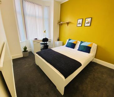 3 bedroom terraced house to rent - Photo 3