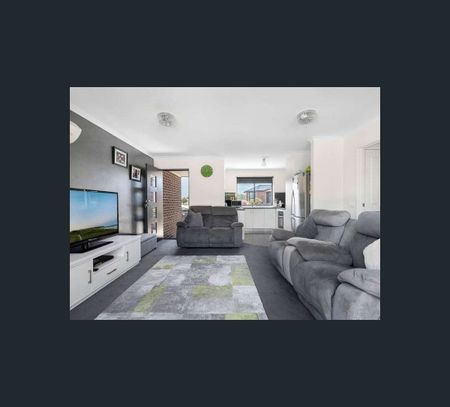 1/8 Hales Street, Penguin, Tas 7316 - Photo 5