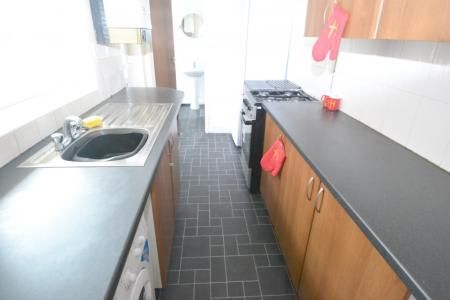 Croydon Road, Radford, Nottingham, NG7 - Photo 5