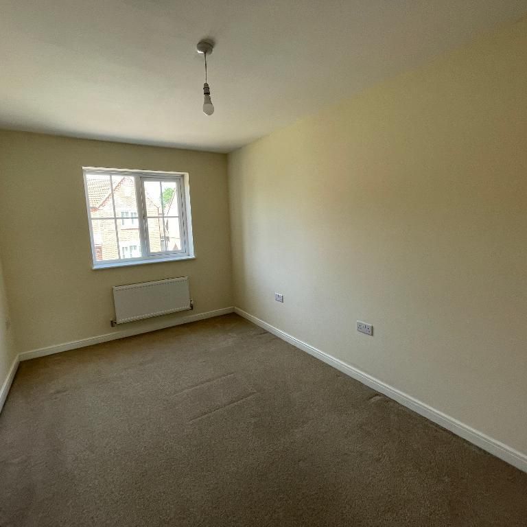 4 Bedroom Detached House To Rent - Photo 1