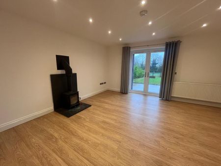 5 bedroom barn conversion to rent - Photo 3
